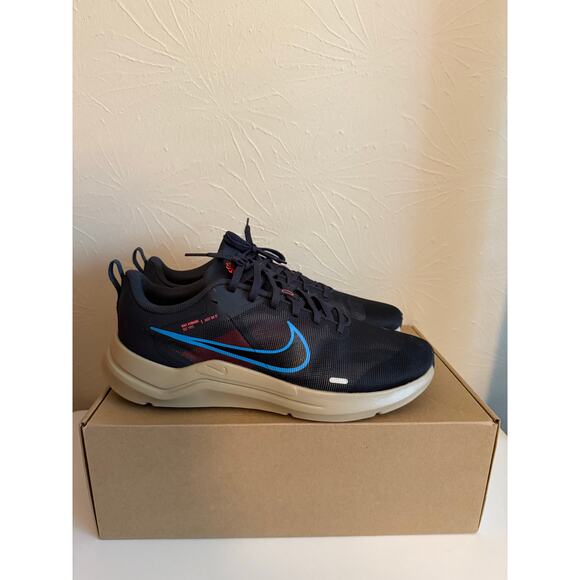 Nike Downshifter 12 Size 11 (Style # DD9293-008) main image 4